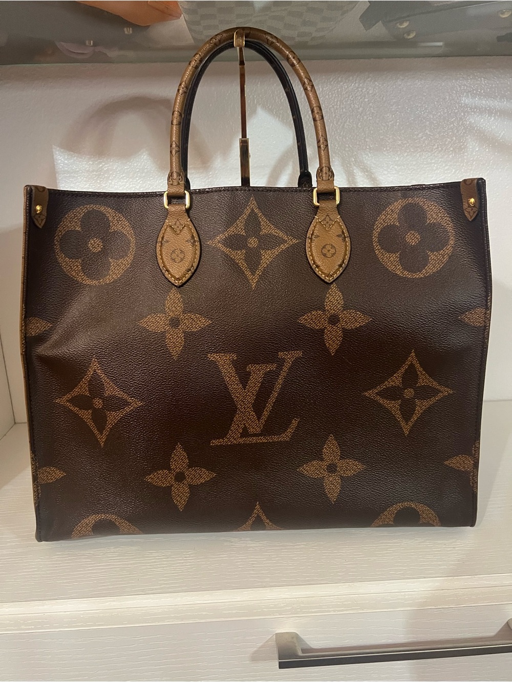 Louis Vuitton OnTheGo GM tote
